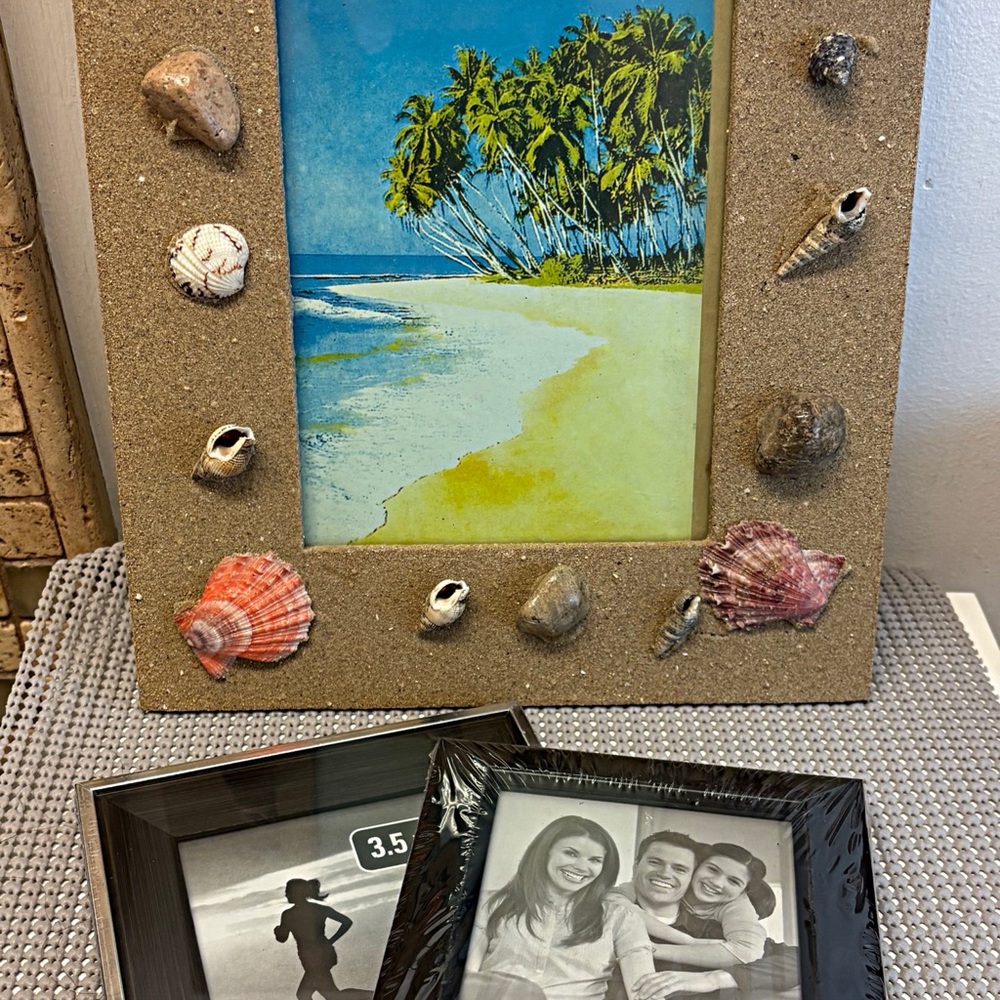 Seashell Beach Photo Frame - Brown and 2 Additional Frames